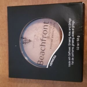 Younique beachfront bronzer